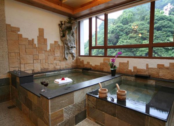 Chief Villa Hot Spring Resort Ren'ai Exterior foto